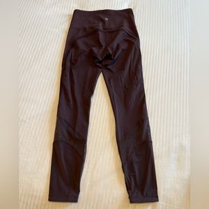Lululemon leggings size 4